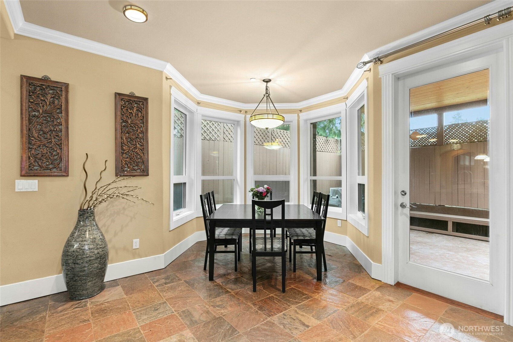 18634 92nd Avenue NE Bothell WA 98011