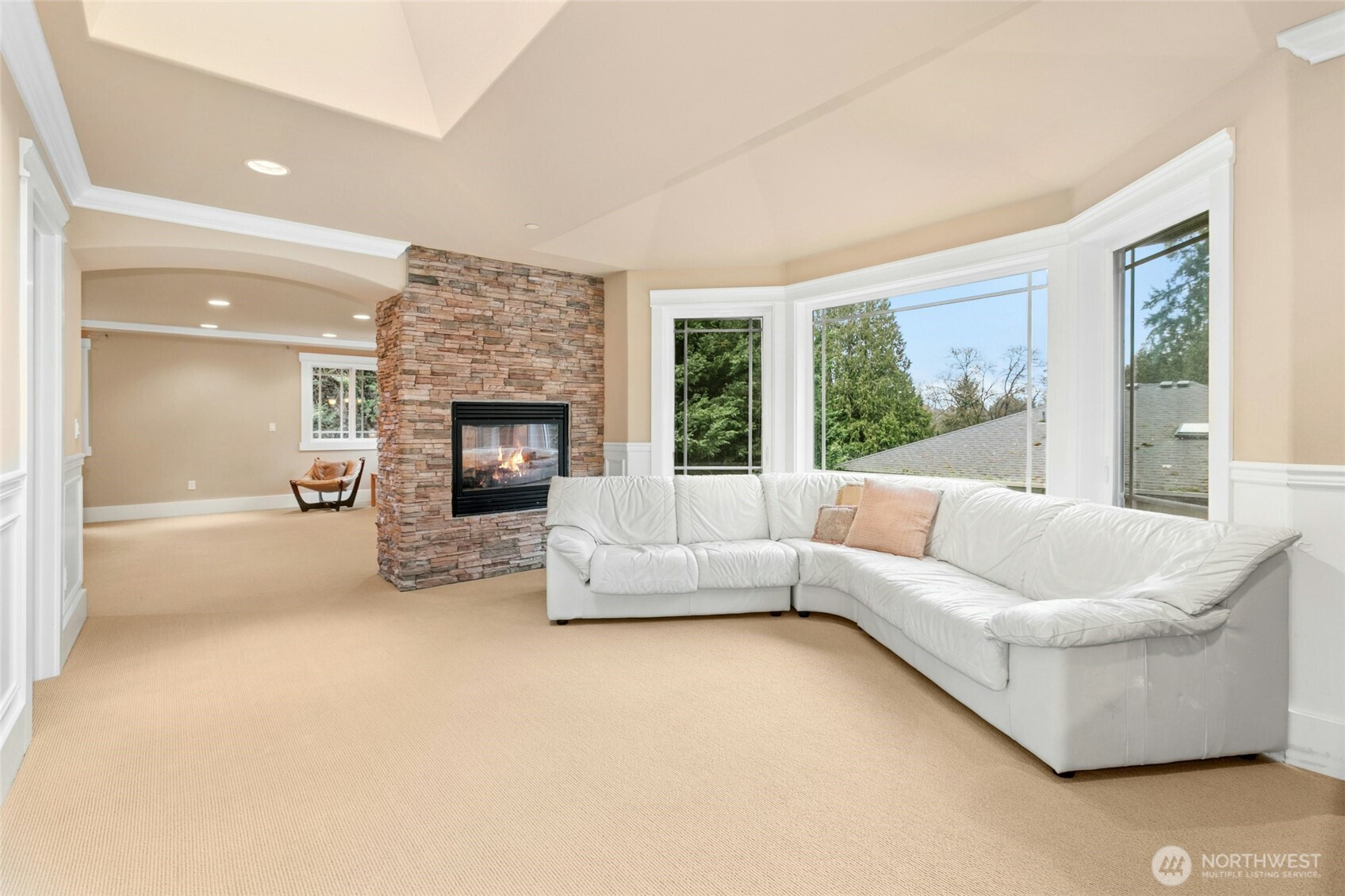 18634 92nd Avenue NE Bothell WA 98011