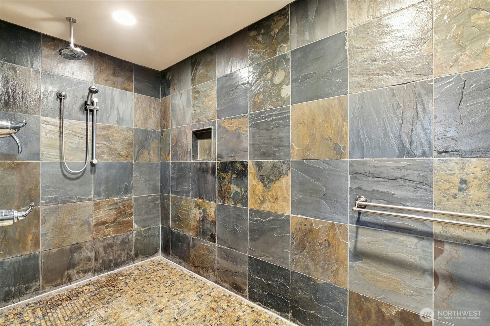 18634 92nd Avenue NE Bothell WA 98011