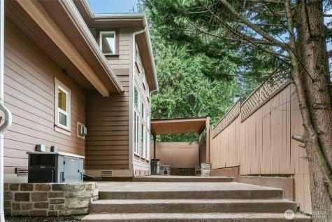 18634 92nd Avenue NE Bothell WA 98011