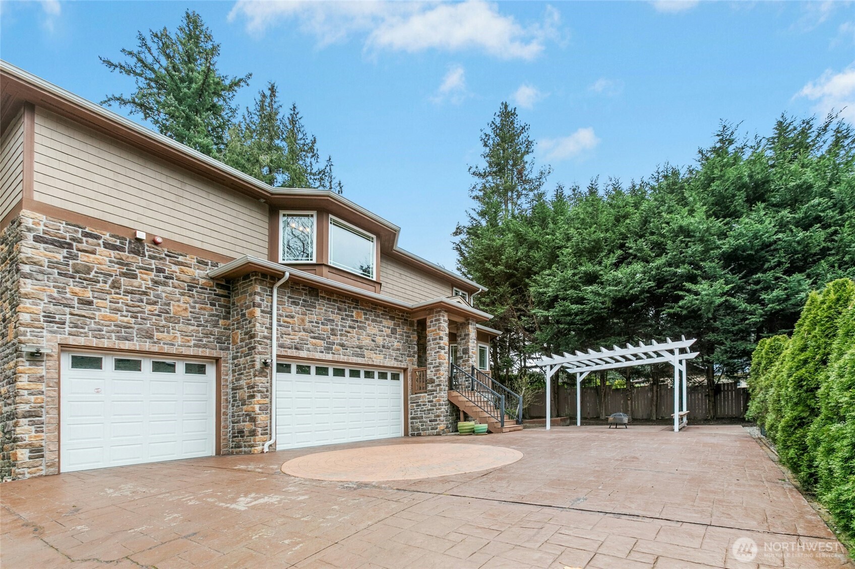 18634 92nd Avenue NE Bothell WA 98011
