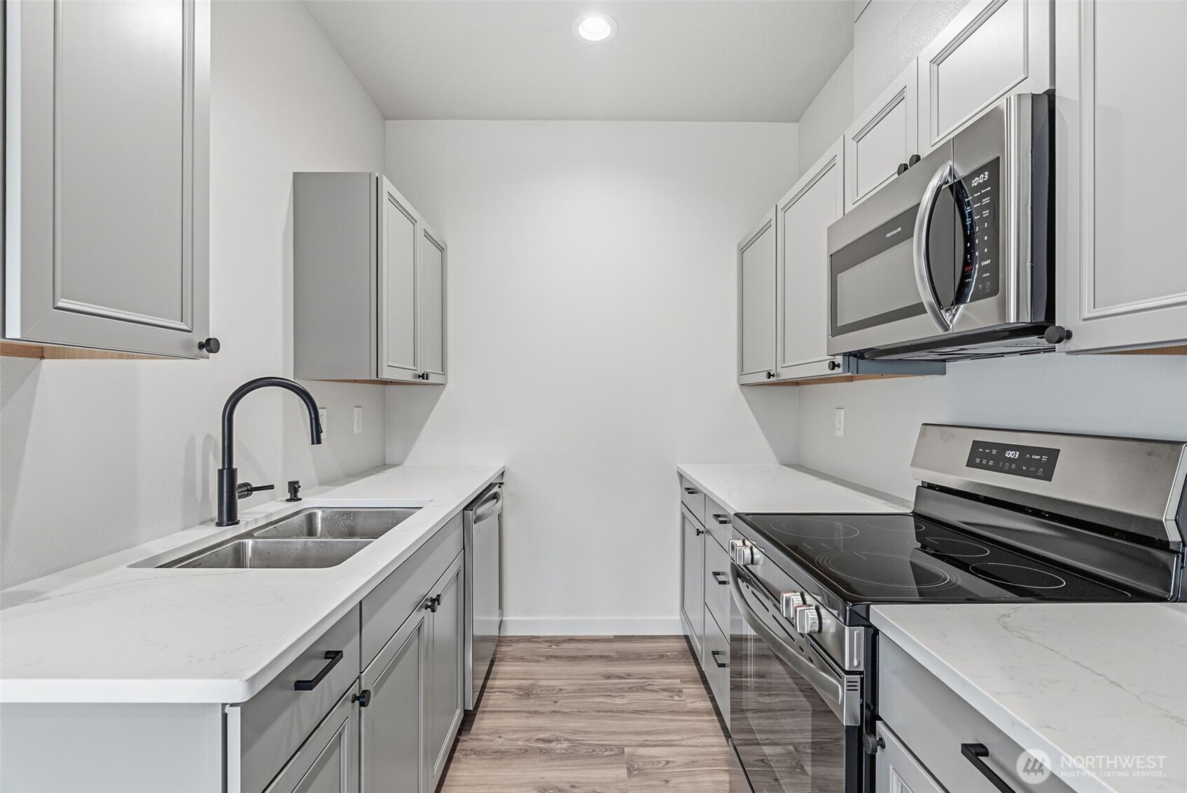 230 Glengate Street Cathlamet WA 98612