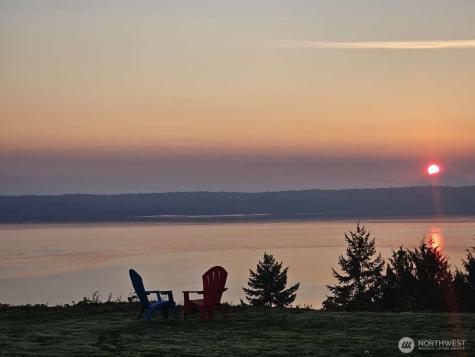 1951 Cascade View Camano Island WA 98282