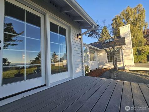 1951 Cascade View Camano Island WA 98282
