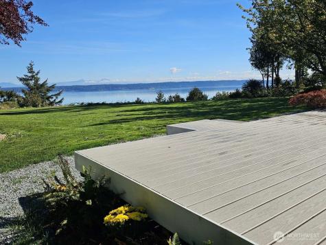 1951 Cascade View Camano Island WA 98282