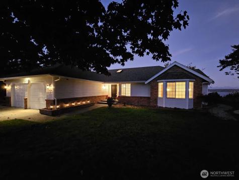 1951 Cascade View Camano Island WA 98282