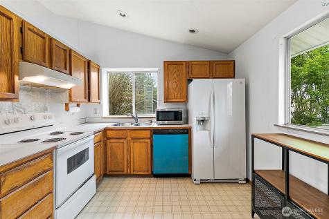 1100 3rd Place Renton WA 98057