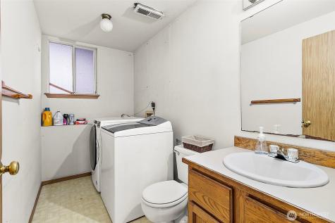 1100 3rd Place Renton WA 98057