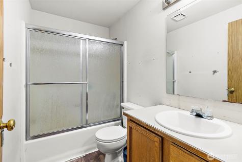1100 3rd Place Renton WA 98057
