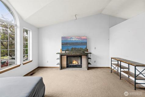 1100 3rd Place Renton WA 98057