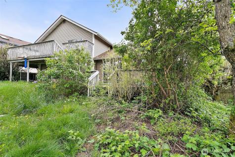 1100 3rd Place Renton WA 98057