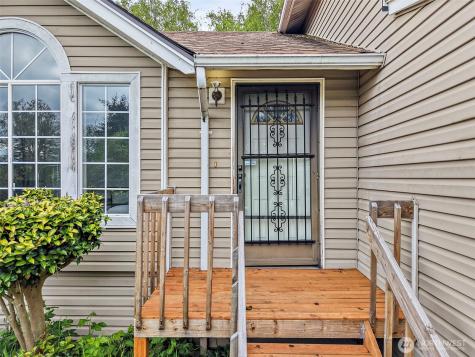1100 3rd Place Renton WA 98057