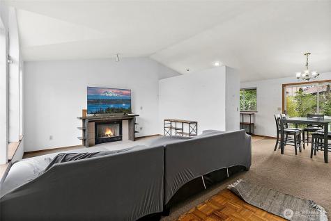 1100 3rd Place Renton WA 98057