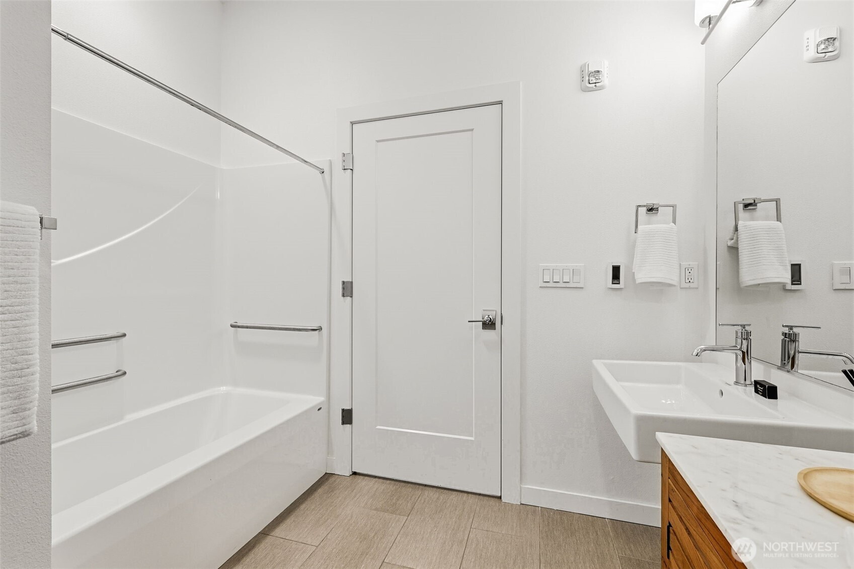 1498 NW 75th Street Seattle WA 98117