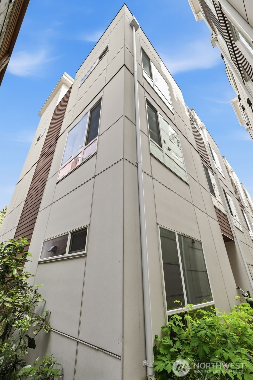 1498 NW 75th Street Seattle WA 98117