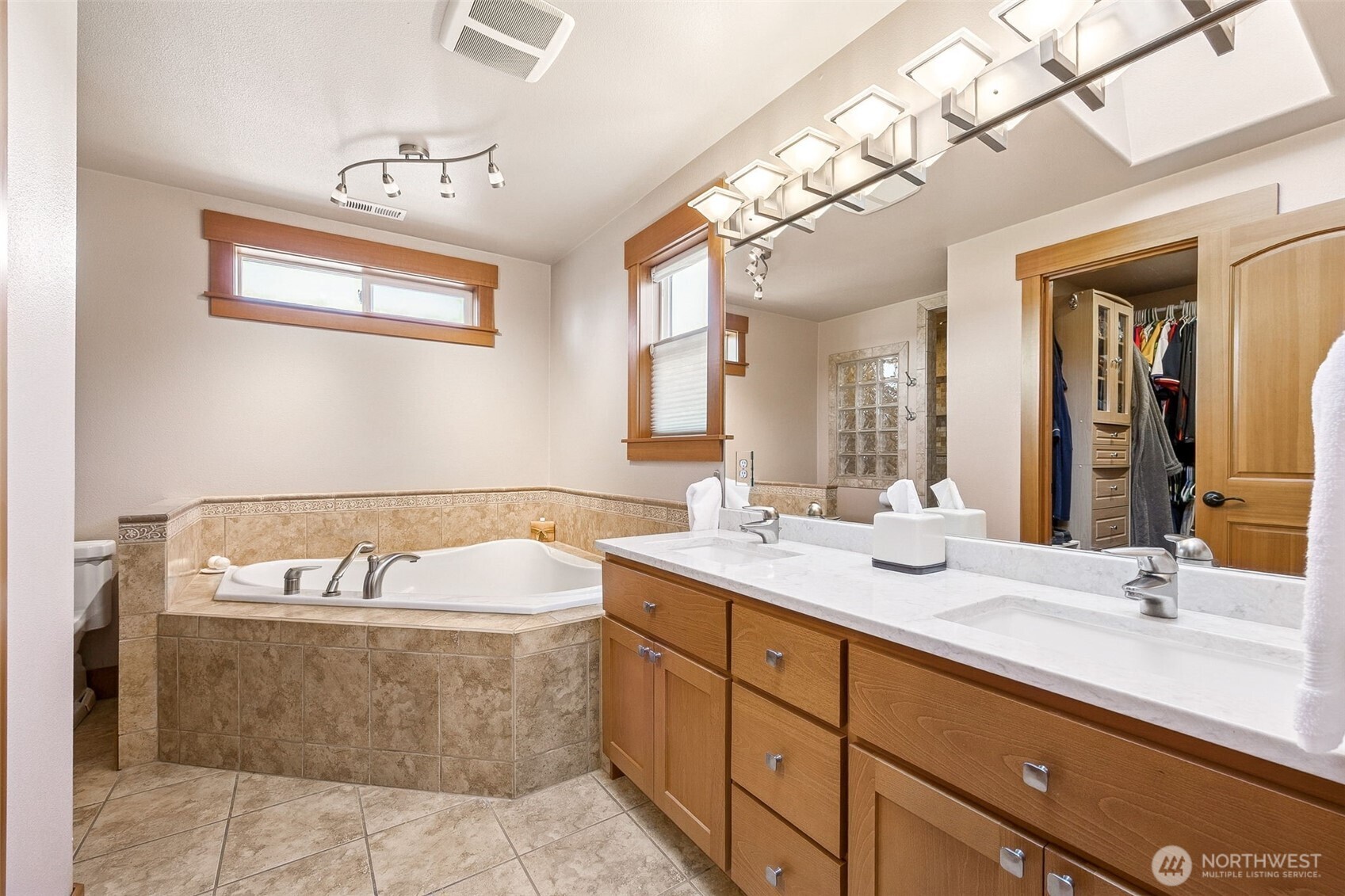 13811 68th Avenue Ct E Puyallup WA 98373