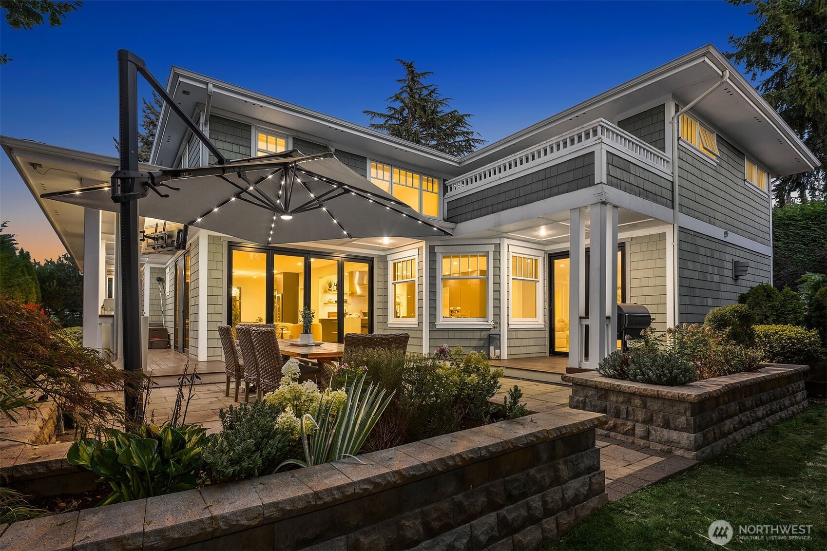 4427 95th Avenue NE Yarrow Point WA 98004
