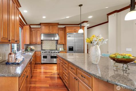 4563 162nd Lane SE Bellevue WA 98006