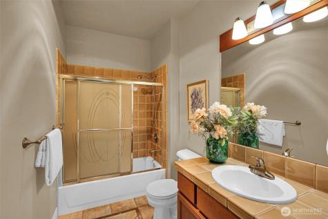 4563 162nd Lane SE Bellevue WA 98006