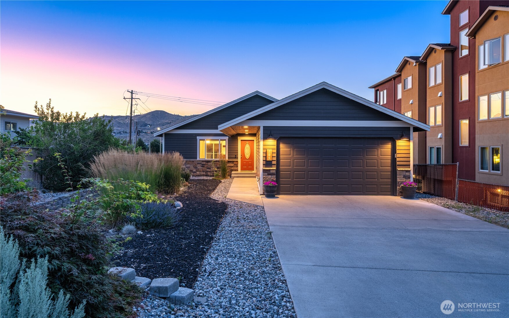 105 E Raymond Avenue Chelan WA 98816