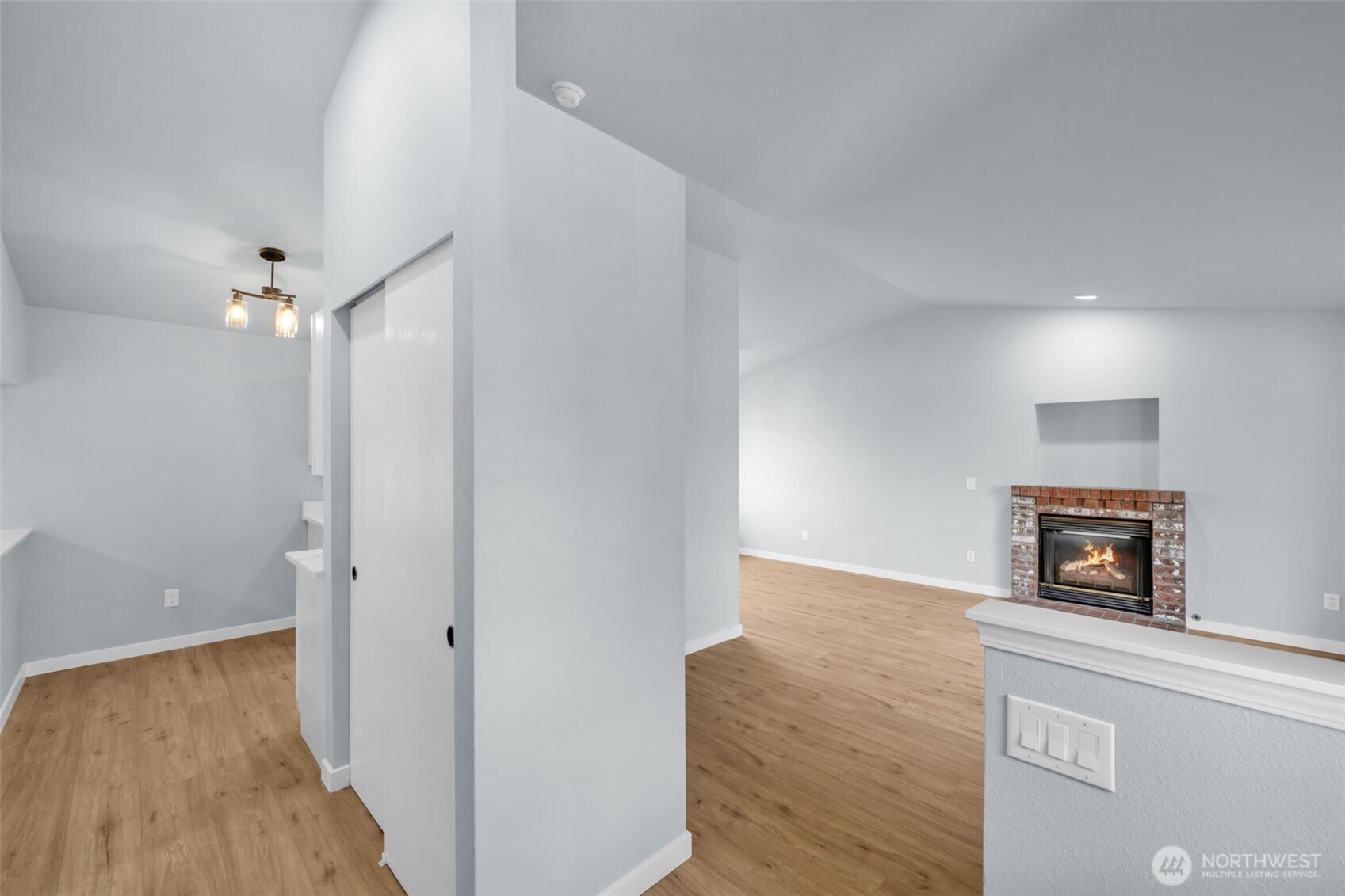 2205 65th Avenue NE Federal Way WA 98422
