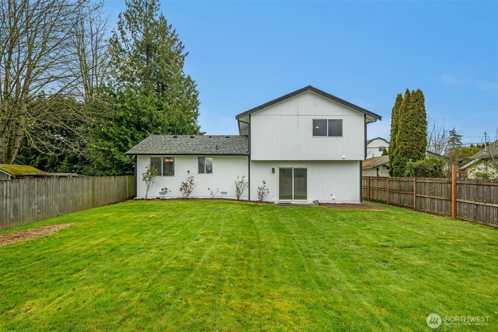 2205 65th Avenue NE Federal Way WA 98422