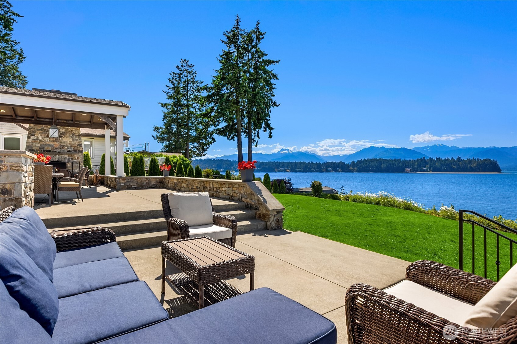 13282 Seabeck Hwy NW Seabeck WA 98380