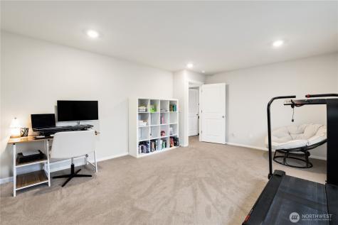 10637 187th Street Puyallup WA 98374