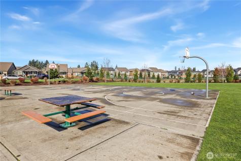 10637 187th Street Puyallup WA 98374