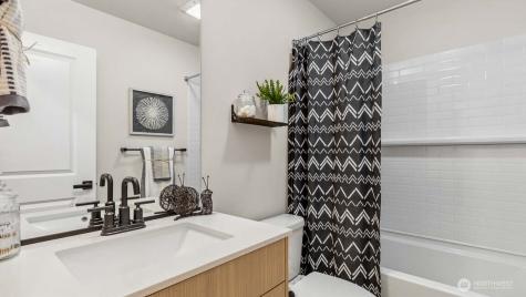 15201 35th Ave W Lynnwood WA 98087