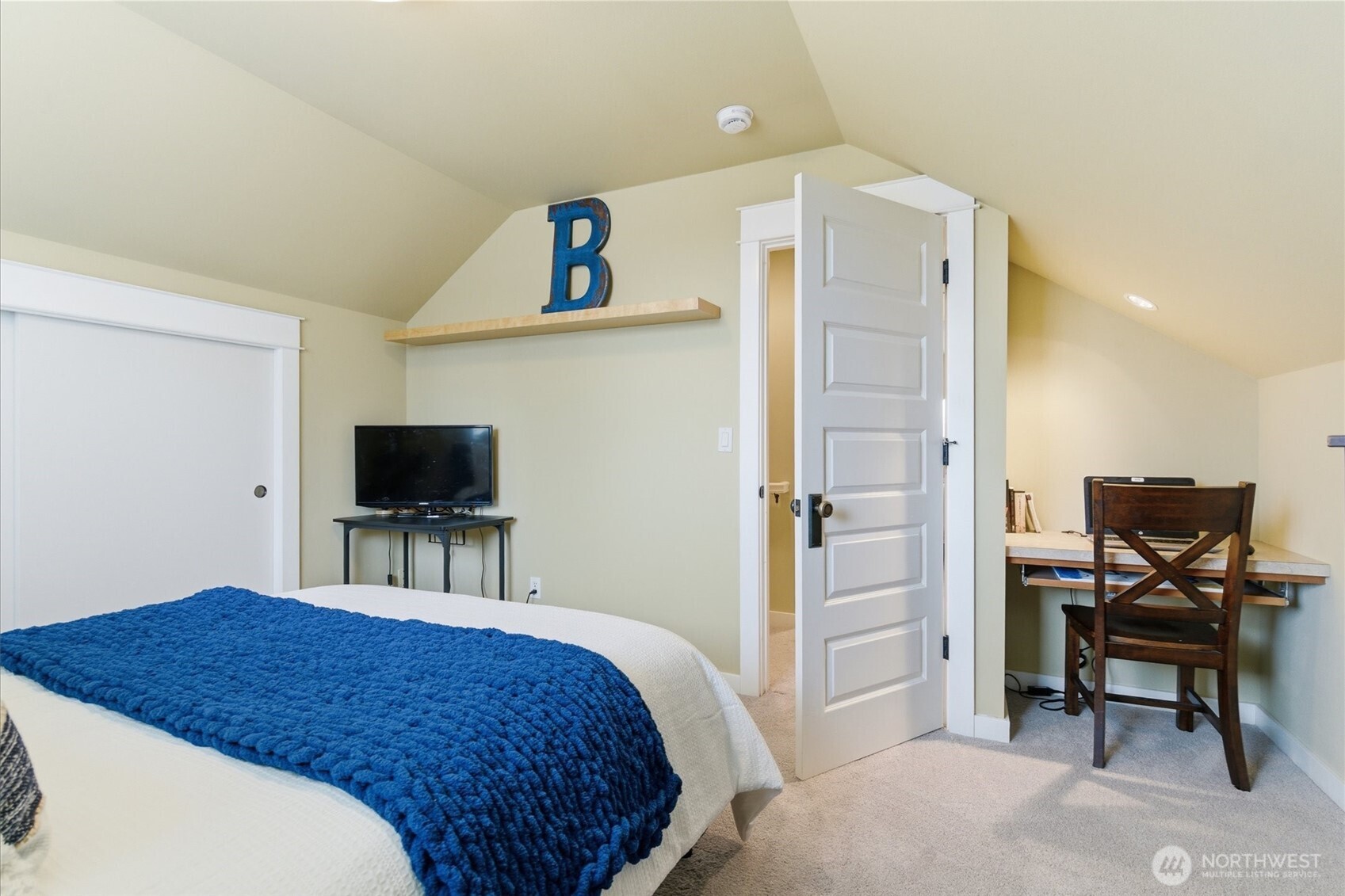 1061 Potlatch Drive Fox Island WA 98333