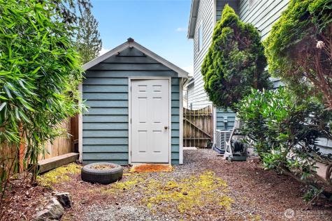 1610 28th Place SE Puyallup WA 98374