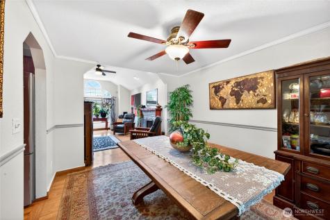 1610 28th Place SE Puyallup WA 98374