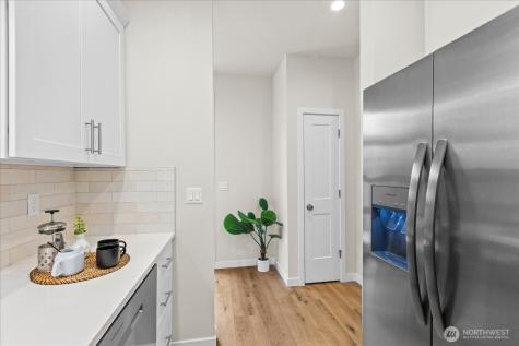 2217 Hoyt Avenue Everett WA 98201