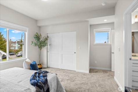 2217 Hoyt Avenue Everett WA 98201