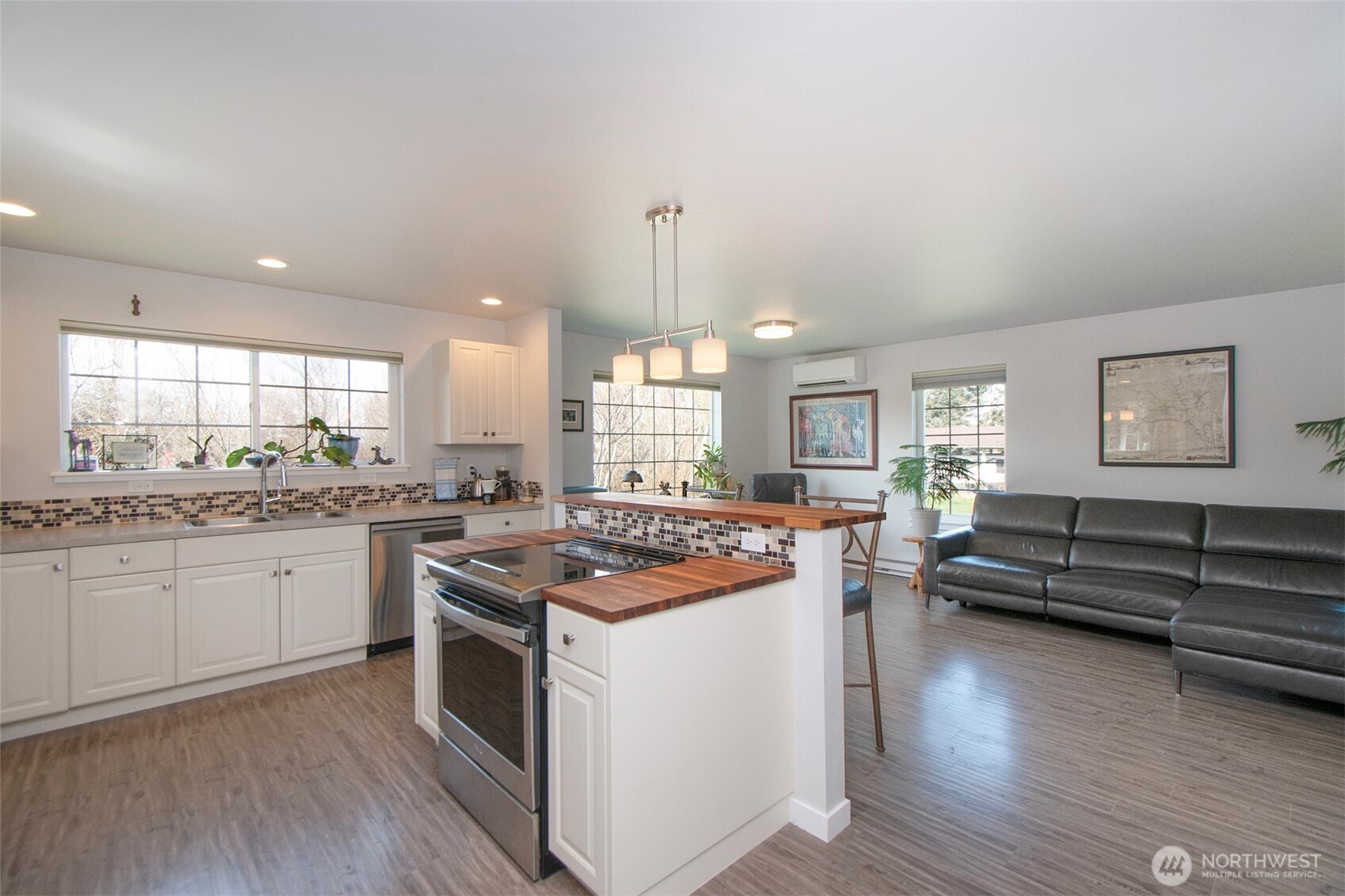 190 Golden Sands Boulevard Sequim WA 98382