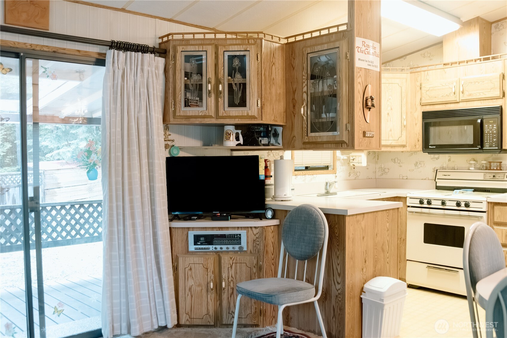 97 Goldrush Road Deming WA 98244