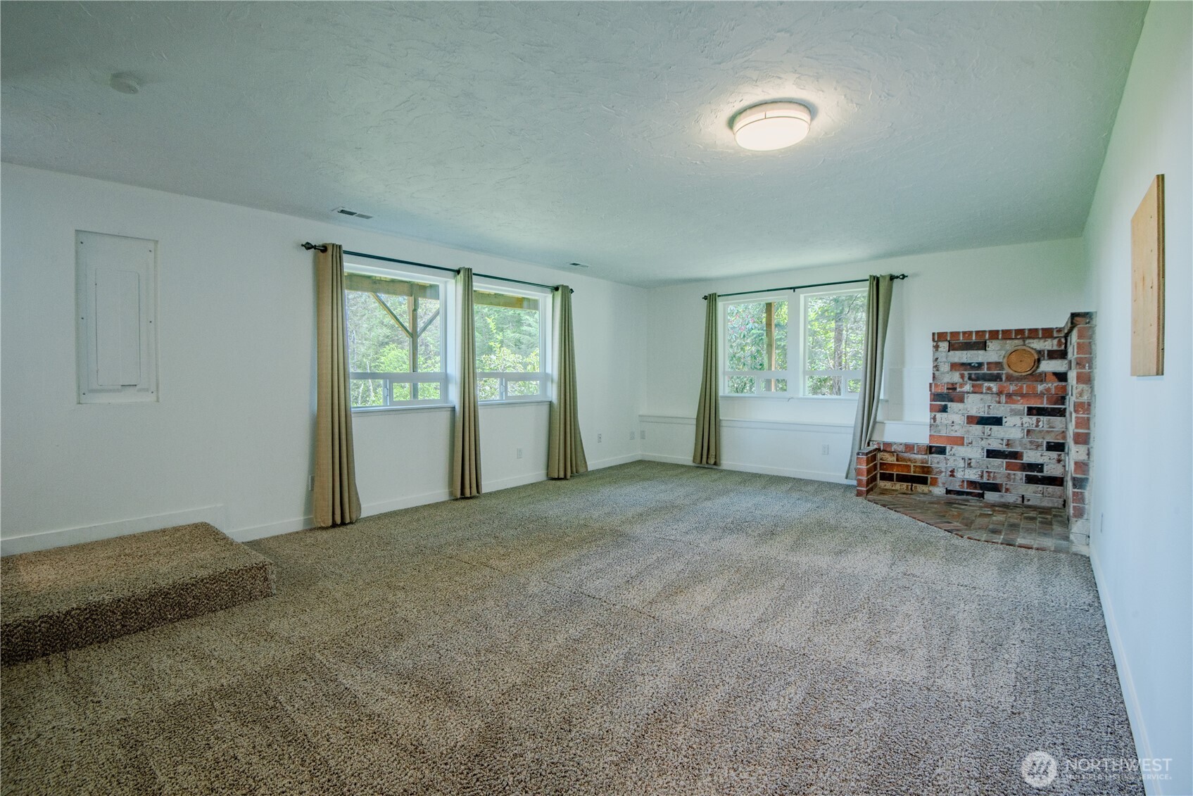 491 N Suncrest Drive Hoodsport WA 98548
