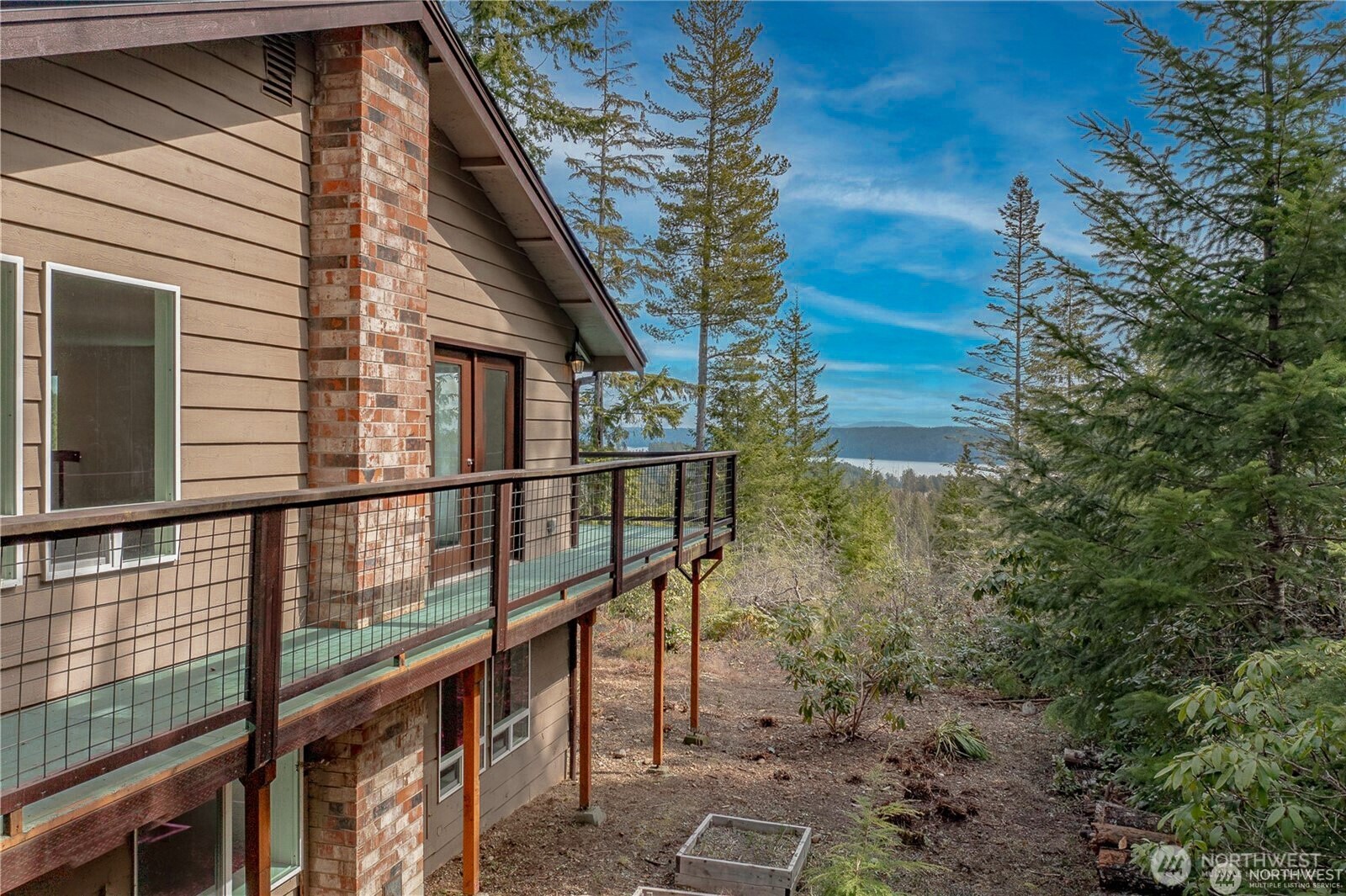 491 N Suncrest Drive Hoodsport WA 98548