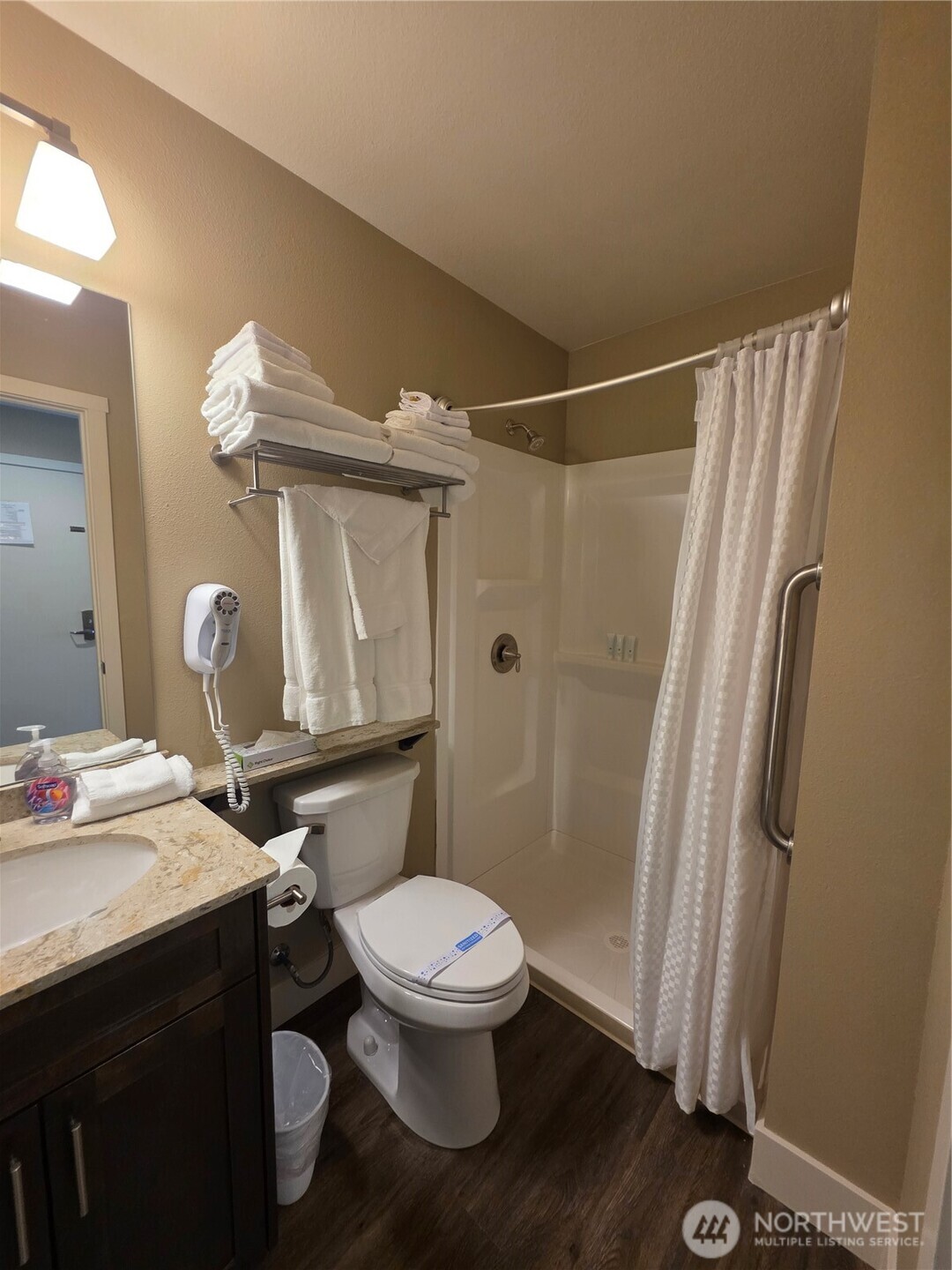 1 Beach 593-l Manson WA 98831