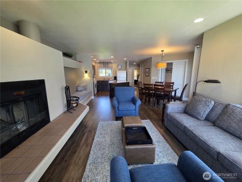 1 Beach 593-l Manson WA 98831