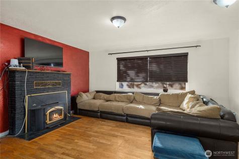 11815 C Street S Tacoma WA 98444