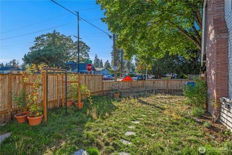 11815 C Street S Tacoma WA 98444