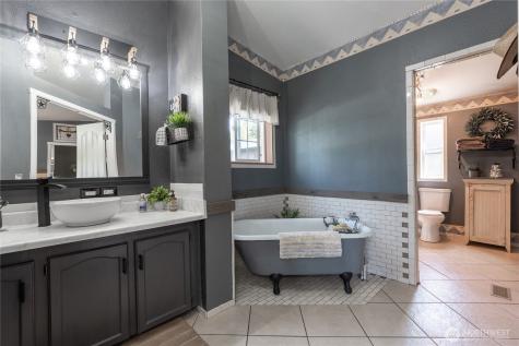 254 Macomber Road Chehalis WA 98532