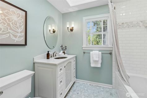 13606 Woodinville Redmond Road NE Redmond WA 98052