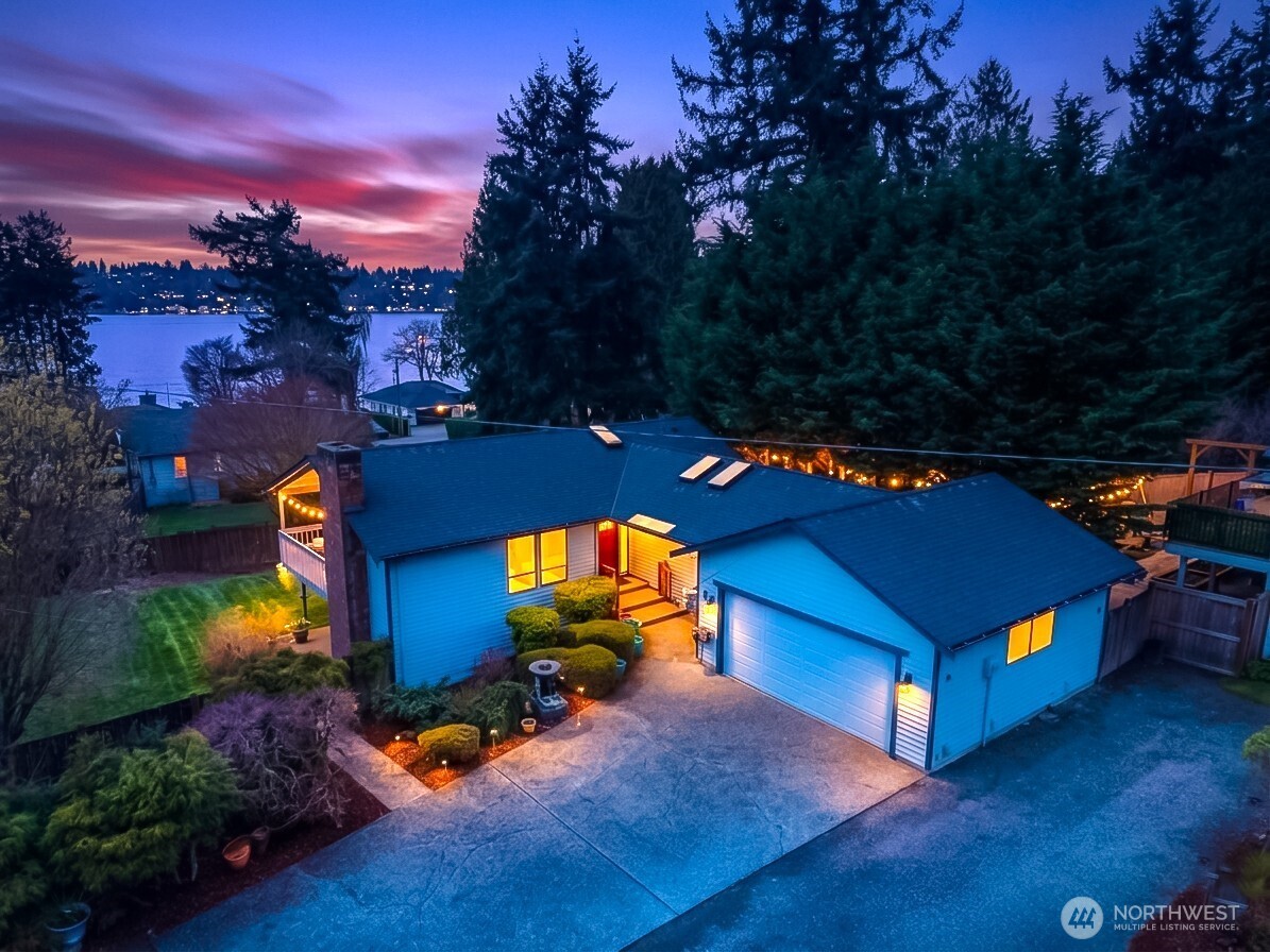 6214 NE 129th Street Kirkland WA 98034