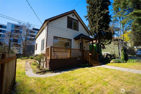 1707 22nd Avenue S Seattle WA 98118