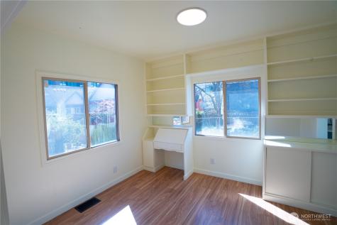 1707 22nd Avenue S Seattle WA 98118