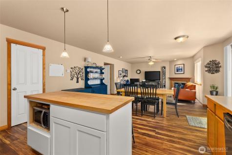 1835 Yew Avenue NE Olympia WA 98506
