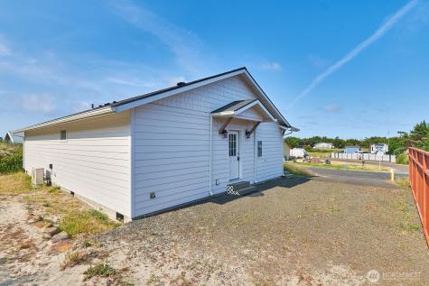 31810 I Street Ocean Park WA 98640